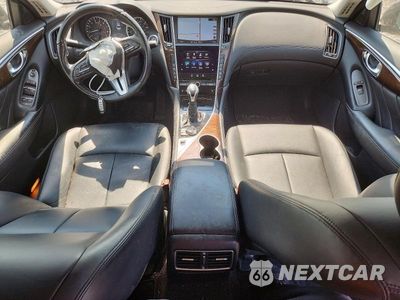 Zdjęcie 8 z 12 samochodu: 2018 INFINITI Q50 3.0T LUXE VIN:JN1EV7AR1JM436043 - miniatura
