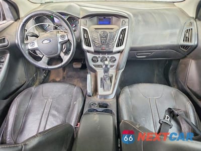 Zdjęcie 8 z 12 samochodu: 2013 FORD FOCUS SE VIN:1FADP3K28DL164250 - miniatura