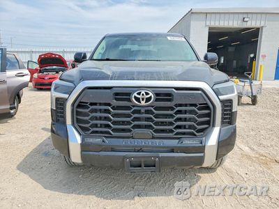 Piąte zdjęcie samochodu w środku: 2023 TOYOTA TUNDRA CREWMAX LIMITED VIN:5TFJA5DB5PX099927 - miniatura