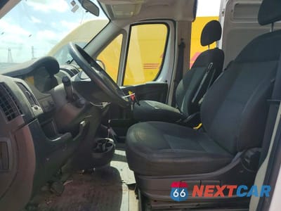 Zdjęcie 7 z 13 samochodu: 2017 RAM PROMASTER 3500 3500 HIGH VIN:3C6URVJG0HE515557 - miniatura