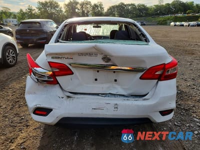 Zdjęcie 6 z 12 samochodu: 2016 NISSAN SENTRA S VIN:3N1AB7AP3GY251116 - miniatura