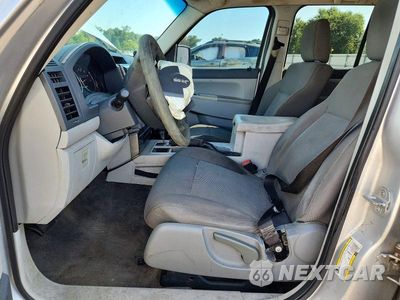 Zdjęcie 7 z 13 samochodu: 2008 JEEP LIBERTY SPORT VIN:1J8GP28K28W272451 - miniatura