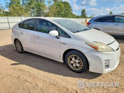 Czwarte zdjęcie samochodu z boku: 2011 TOYOTA PRIUS THREE VIN:JTDKN3DUXB0258859 - miniatura
