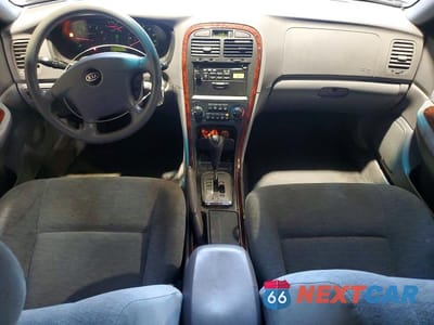 Zdjęcie 8 z 13 samochodu: 2006 KIA OPTIMA LX V6 VIN:KNAGD128565438825 - miniatura
