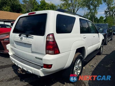 Trzecie zdjęcie samochodu z tyłu: 2005 TOYOTA 4RUNNER SR5 VIN:JTEZT14R950024314 - miniatura