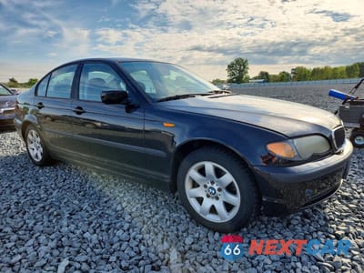 Czwarte zdjęcie samochodu z boku: 2004 BMW 325 XI VIN:WBAEU33494PR06832 - miniatura