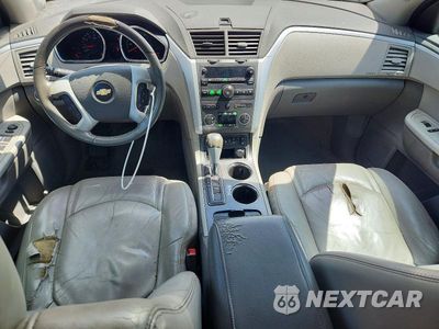Zdjęcie 8 z 13 samochodu: 2012 CHEVROLET TRAVERSE LT VIN:1GNKRJED1CJ374185 - miniatura