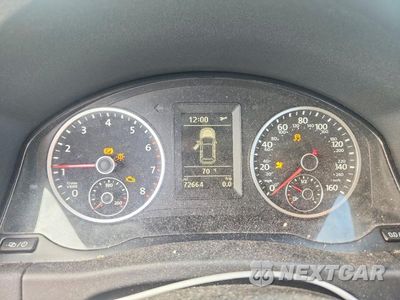 Zdjęcie 9 z 14 samochodu: 2015 VOLKSWAGEN TIGUAN S VIN:WVGBV7AX7FW583943 - miniatura