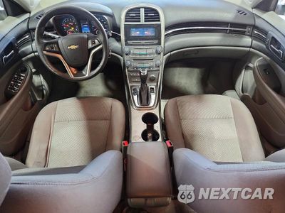 Zdjęcie 8 z 13 samochodu: 2013 CHEVROLET MALIBU LS VIN:1G11B5SA2DF176321 - miniatura