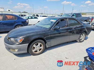 1997 LEXUS ES 300 JT8BF22G2V5003455 - główne zdjęcie licytacji z USA - miniatura