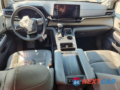 Zdjęcie 8 z 14 samochodu: 2023 TOYOTA SIENNA LIMITED 7-PASSENGER VIN:5TDZSKFC3PS082554 - miniatura