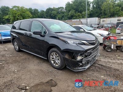 Czwarte zdjęcie samochodu z boku: 2026 TOYOTA SIENNA LE VIN:5TDKRKEC6TS298262 - miniatura