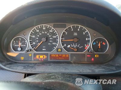 Zdjęcie 9 z 12 samochodu: 2005 BMW 330 I VIN:WBAEV53495KM08475 - miniatura