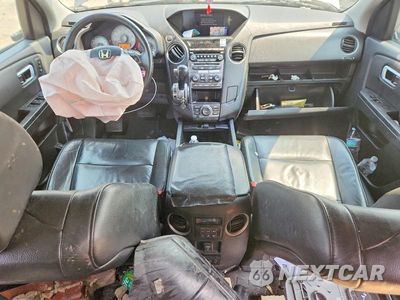 Zdjęcie 8 z 13 samochodu: 2012 HONDA PILOT TOURING VIN:5FNYF3H98CB024283 - miniatura