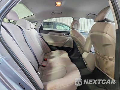 Zdjęcie 10 z 12 samochodu: 2016 HYUNDAI SONATA SE VIN:5NPE24AF5GH307865 - miniatura