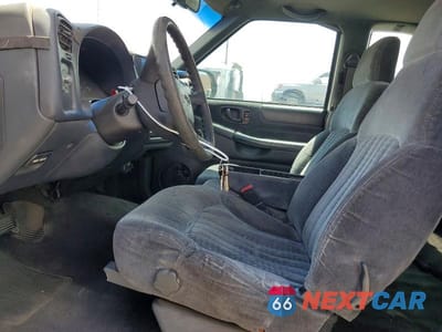 Zdjęcie 7 z 12 samochodu: 2001 CHEVROLET S TRUCK S10 VIN:1GCCS19W718163218 - miniatura