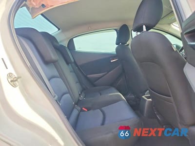 Zdjęcie 10 z 12 samochodu: 2018 TOYOTA YARIS IA BASE VIN:3MYDLBYV3JY326565 - miniatura