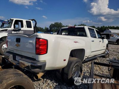 Trzecie zdjęcie samochodu z tyłu: 2017 CHEVROLET SILVERADO K3500 LTZ VIN:1GC4K0EY9HF163023 - miniatura
