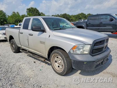 Czwarte zdjęcie samochodu z boku: 2018 RAM 1500 ST VIN:1C6RR6FG3JS330569 - miniatura