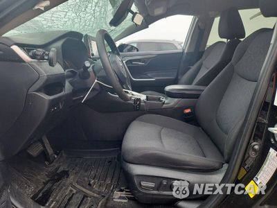 Zdjęcie 7 z 13 samochodu: 2021 TOYOTA RAV4 XLE VIN:2T3W1RFV1MW113018 - miniatura