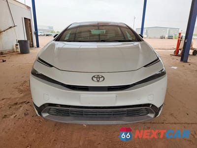 Piąte zdjęcie samochodu w środku: 2023 TOYOTA PRIUS LIMITED VIN:JTDACAAU0P3009311 - miniatura