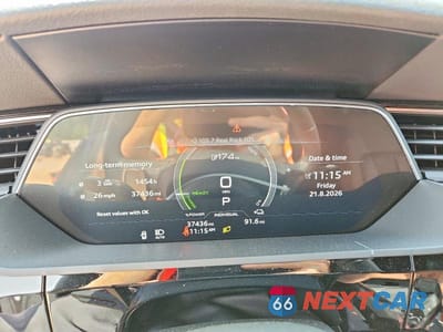 Zdjęcie 9 z 14 samochodu: 2022 AUDI E-TRON PREMIUM VIN:WA1AAAGE5NB045966 - miniatura