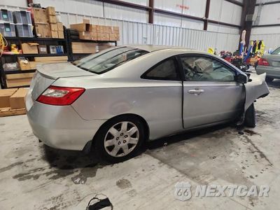Trzecie zdjęcie samochodu z tyłu: 2009 HONDA CIVIC LX VIN:2HGFG126X9H502585 - miniatura