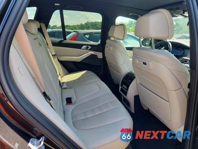Zdjęcie 11 z 13 samochodu: 2021 BMW X5 XDRIVE40I VIN:5UXCR6C02M9E75055 - miniatura