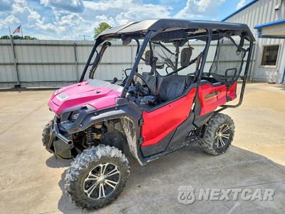 Drugie zdjęcie samochodu z przodu: 2018 HONDA PIONEER 1000 UTILITY VEHICLE VIN:1HFVE0428J4209215 - miniatura