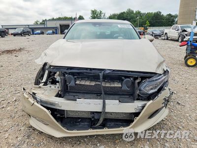 Piąte zdjęcie samochodu w środku: 2018 HONDA ACCORD LX VIN:1HGCV1F16JA004443 - miniatura