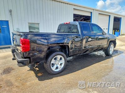 Trzecie zdjęcie samochodu z tyłu: 2018 CHEVROLET SILVERADO C1500 CUSTOM VIN:1GCRCPEC5JZ373722 - miniatura