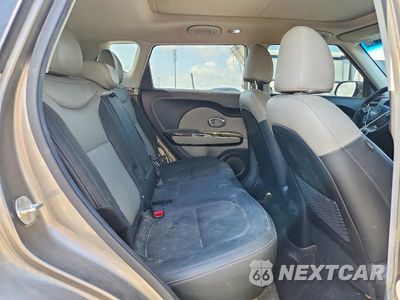 Zdjęcie 11 z 14 samochodu: 2018 KIA SOUL + VIN:KNDJP3A58J7613522 - miniatura