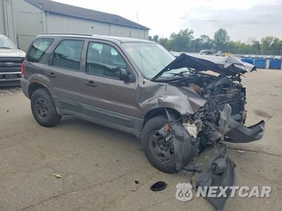 Czwarte zdjęcie samochodu z boku: 2005 FORD ESCAPE XLS VIN:1FMYU02Z05KA29282 - miniatura
