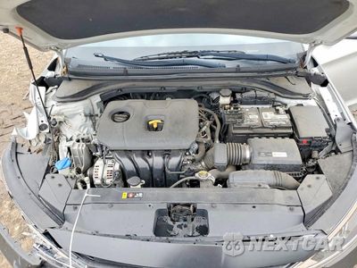 Zdjęcie 11 z 12 samochodu: 2019 HYUNDAI ELANTRA SE VIN:5NPD84LF1KH468035 - miniatura