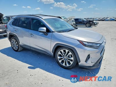 Czwarte zdjęcie samochodu z boku: 2022 TOYOTA RAV4 XLE PREMIUM VIN:2T3C1RFV1NC181826 - miniatura