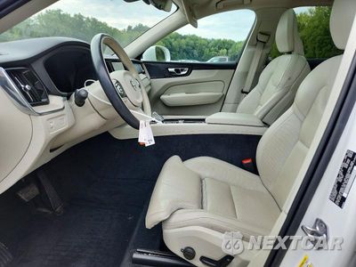 Zdjęcie 7 z 13 samochodu: 2022 VOLVO XC60 B6 INSCRIPTION VIN:2T2BZMCA0KC197413 - miniatura