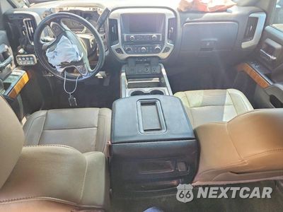 Zdjęcie 8 z 13 samochodu: 2018 CHEVROLET SILVERADO K1500 LT VIN:3GCUKREC2JG395265 - miniatura