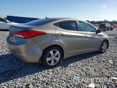 Trzecie zdjęcie samochodu z tyłu: 2013 HYUNDAI ELANTRA GLS VIN:5NPDH4AE9DH275757 - miniatura
