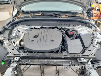 Zdjęcie 12 z 14 samochodu: 2025 VOLVO XC60 PLUS VIN:YV4M12RC0S1086685 - miniatura
