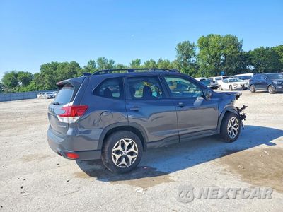 Trzecie zdjęcie samochodu z tyłu: 2023 SUBARU FORESTER PREMIUM VIN:JF2SKAEC7PH421822 - miniatura