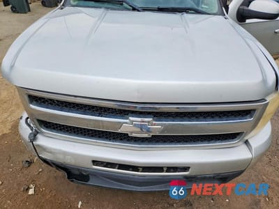 Zdjęcie 11 z 13 samochodu: 2011 CHEVROLET SILVERADO K1500 LTZ VIN:3GCPKTE38BG277877 - miniatura