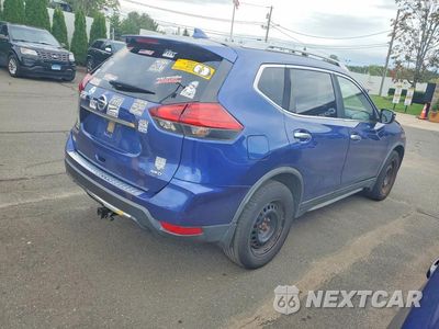 Trzecie zdjęcie samochodu z tyłu: 2017 NISSAN ROGUE S VIN:JN8AT2MV4HW000528 - miniatura