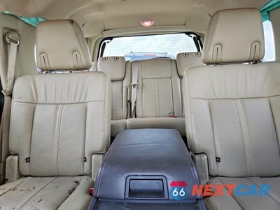 Zdjęcie 10 z 13 samochodu: 2015 LINCOLN NAVIGATOR VIN:5LMJJ2HT4FEJ00988 - miniatura