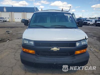 Piąte zdjęcie samochodu w środku: 2019 CHEVROLET EXPRESS G2500 VIN:1GCWGAFG1K1150311 - miniatura