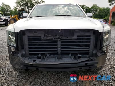 Piąte zdjęcie samochodu w środku: 2019 GMC YUKON DENALI VIN:1GKS2CKJ9KR405383 - miniatura