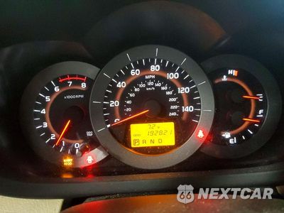 Zdjęcie 9 z 13 samochodu: 2010 TOYOTA RAV4 LIMITED VIN:JTMDK4DV2AD017157 - miniatura