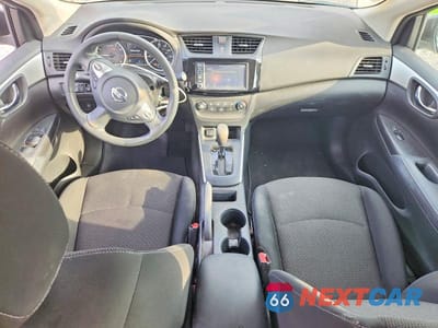 Zdjęcie 8 z 12 samochodu: 2019 NISSAN SENTRA S VIN:3N1AB7AP2KY212736 - miniatura