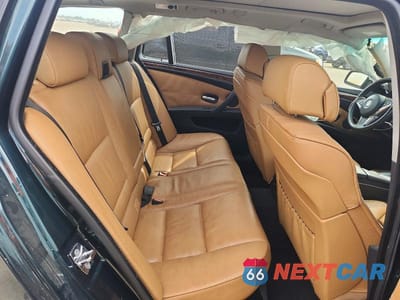 Zdjęcie 10 z 12 samochodu: 2008 BMW 535 XI VIN:WBAPT73518CX00039 - miniatura