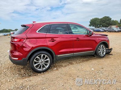 Trzecie zdjęcie samochodu z tyłu: 2019 LINCOLN MKC SELECT VIN:5LMCJ2C97KUL21604 - miniatura