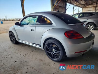 Drugie zdjęcie samochodu z przodu: 2012 VOLKSWAGEN BEETLE TURBO VIN:3VWVA7AT8CM614359 - miniatura